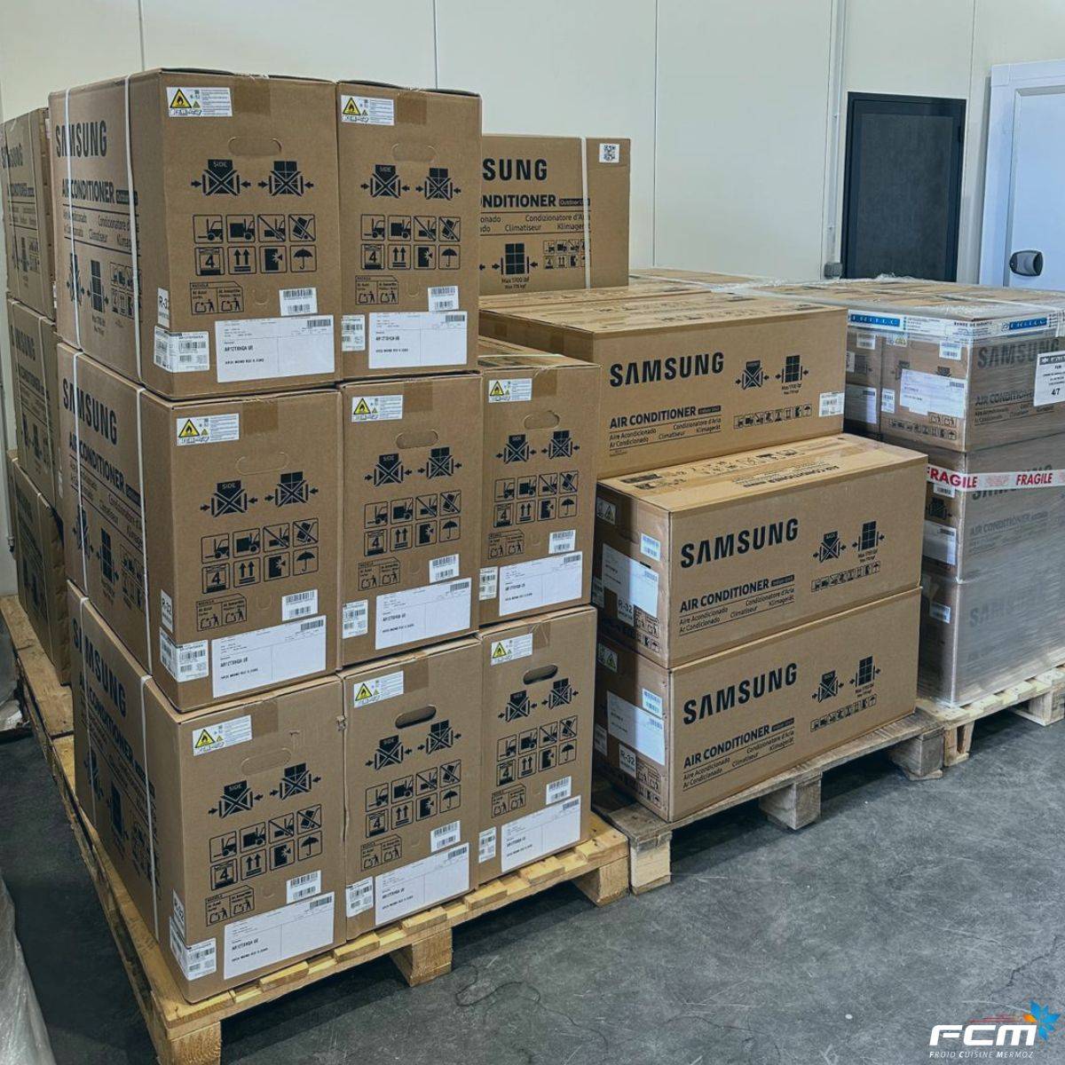 Réception anticipée de 36 climatiseurs Samsung pour une maison de retraite près de Salon-de-Provence : une logistique parfaitement maîtrisée