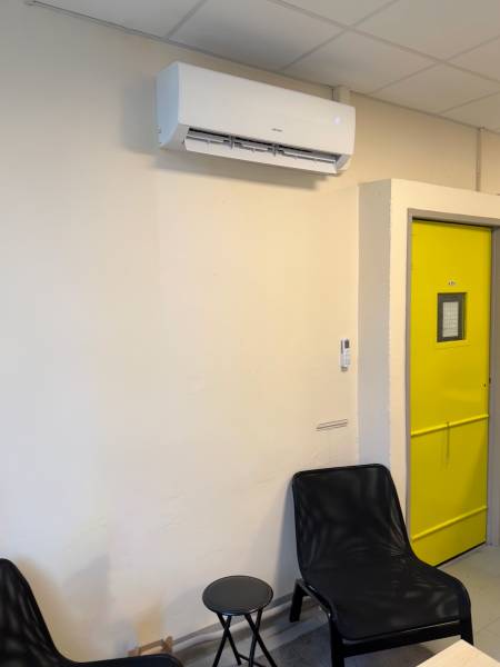 Installation de climatisation pour un hypermarché à Salon-de-Provence